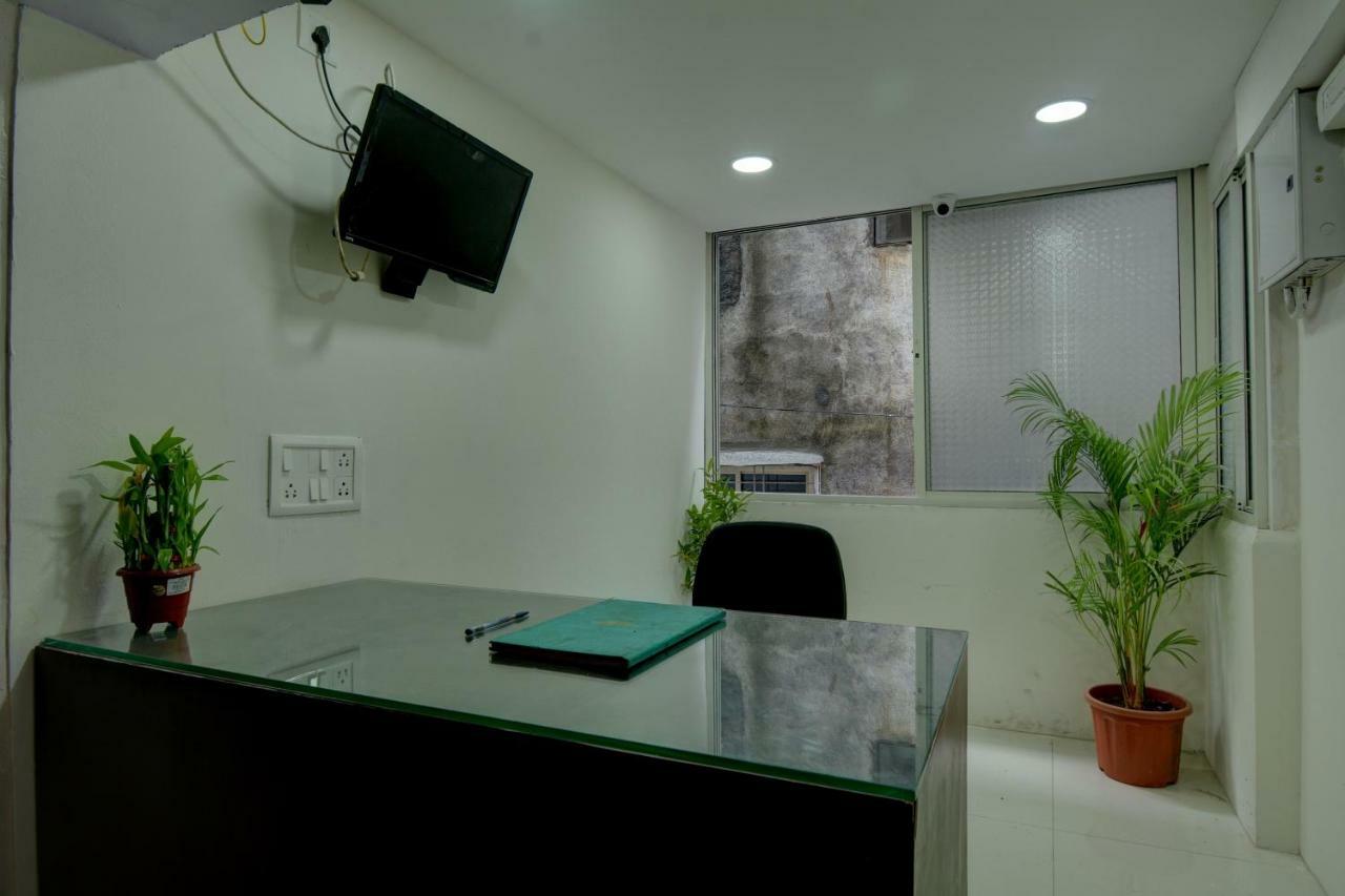 Oyo Flagship 47178 Pakko Inn Pune Exterior foto